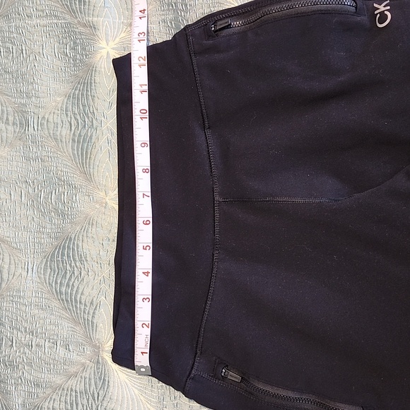 Calvin Klein Performance Stretch Jogger - Picture 9 of 15